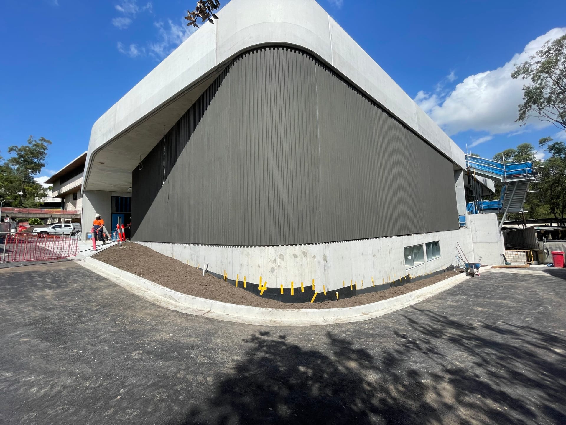 Charcoal precast finish on Griffith University Nathan Campus N81 building