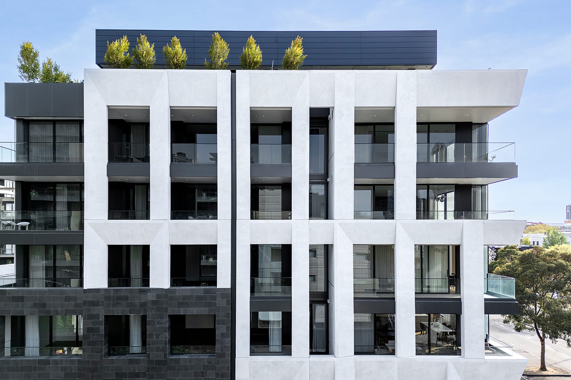 Bright concrete-look precast façade at La Storia, Carlton