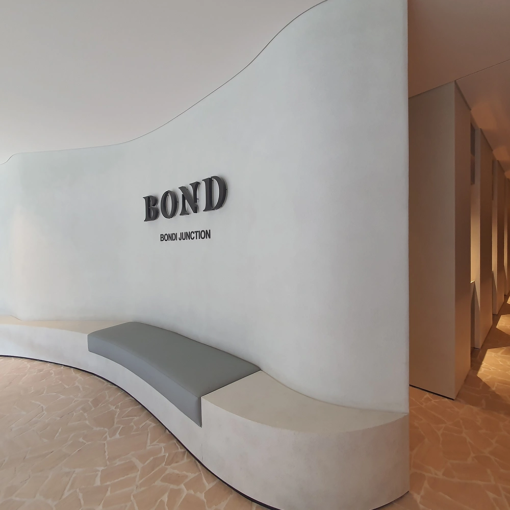 Bond 4 2