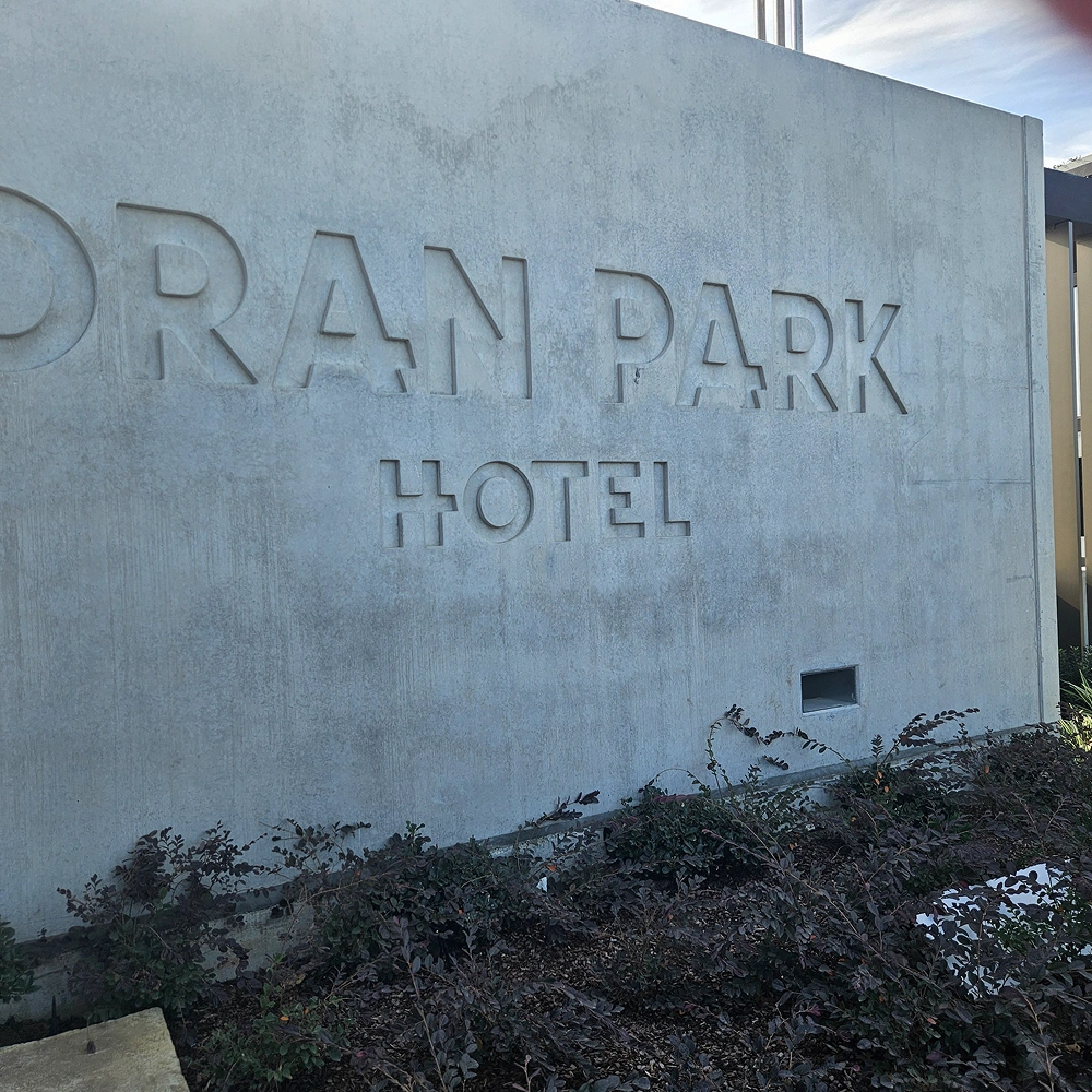 Oran park hotel 6