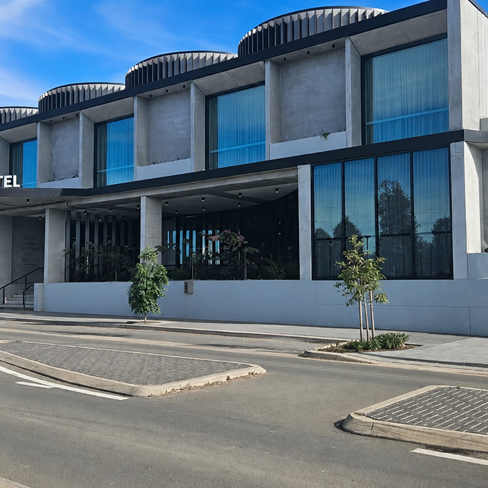Oran park hotel 9